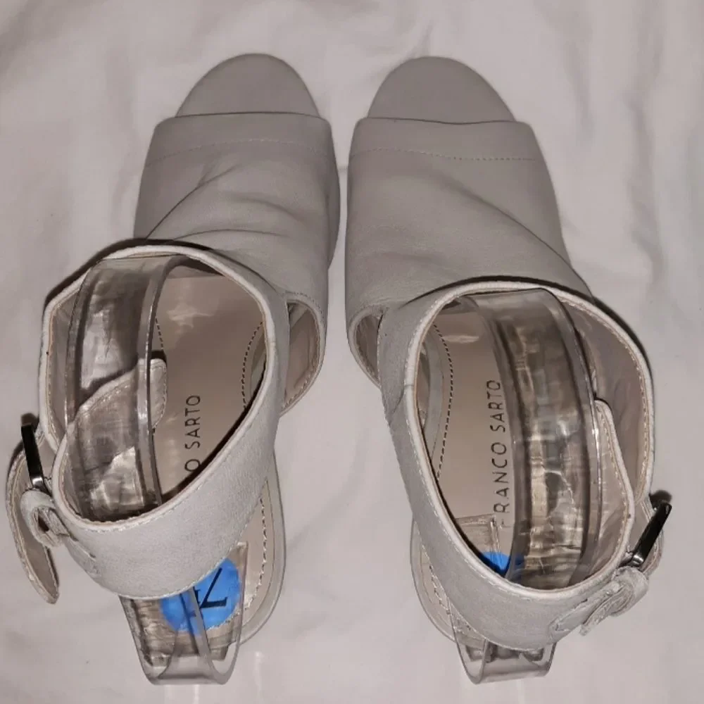 NWOT Franco Sarto‎ Fauna Grey Leather Wedge 7.5